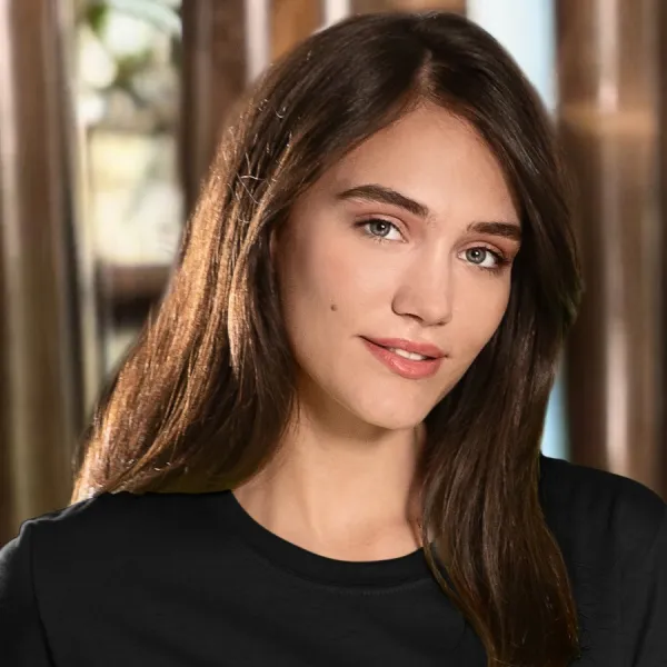 Klassisk T-shirt för damer - Klassisk rund halsringning