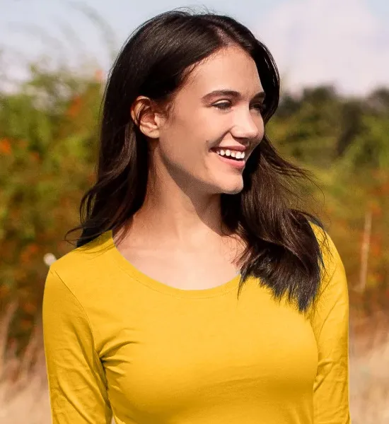 T-shirt för kvinnor med långa ärmar - Djupare rund halsringning