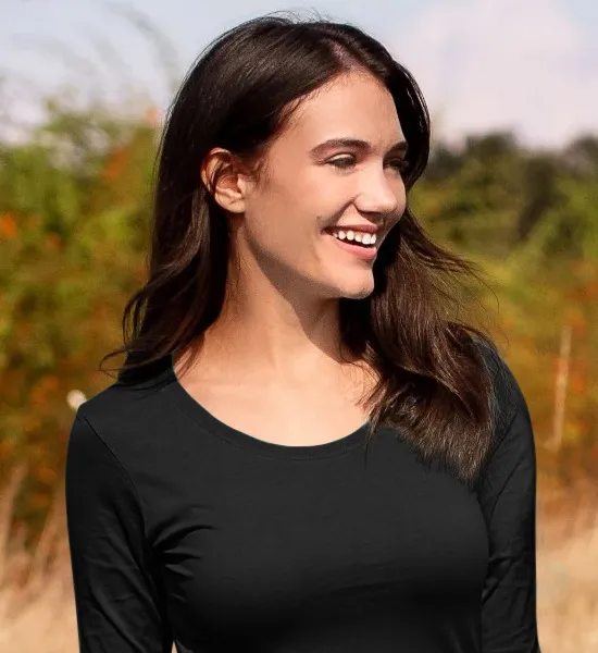 T-shirt för kvinnor med långa ärmar - Djupare rund halsringning