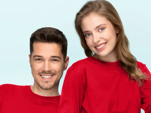 Lätt T-shirt med långa ärmar - Klassisk rund halsringning