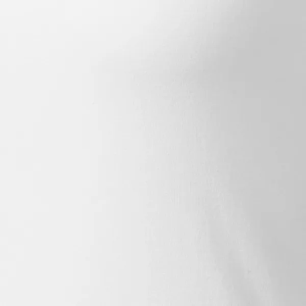 T-shirt med smal passform för damer med rund halsringning - 100% bomull för maximal komfort