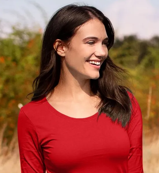 T-shirt för kvinnor med långa ärmar - Djupare rund halsringning