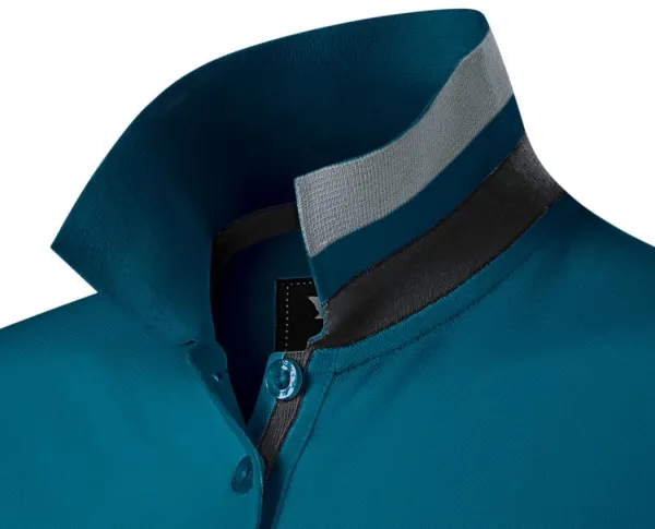 Damklänning med krage upp - Krage med två sätt att bära