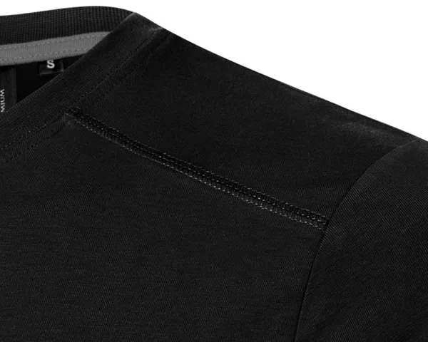 T-shirt herr dekorerad - Dekorsömmar upptill framtill