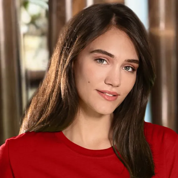 Klassisk T-shirt för damer - Klassisk rund halsringning