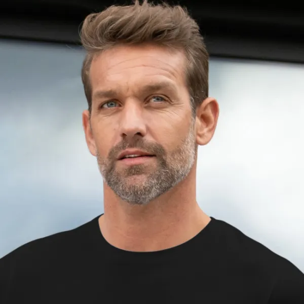 Exklusiv herr-T-shirt - Klassisk rund halsringning