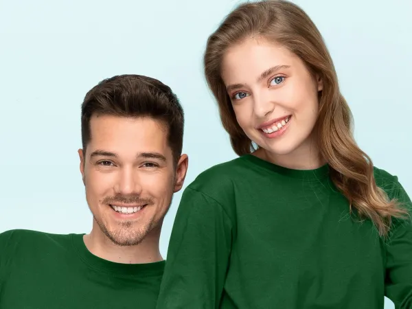 Lätt T-shirt med långa ärmar - Klassisk rund halsringning